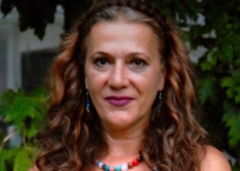 АЛЕКСАНДРА ЧВОРОВИЋ: НОВИ СВЕТ ЧИТАЊЕМ