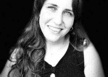 АЛЕКСАНДРА ЂОРЂЕВИЋ: ХРАМ САЗДАН ОД СЕЋАЊА