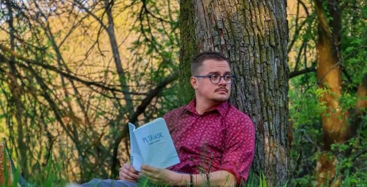 СТЕФАН ЛАЗАРЕВИЋ: ПОЕЗИЈА ЈЕ СУСРЕТ