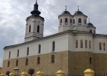 ЧУВАР ВЈЕРЕ И СРПСТВА У ПОСАВИНИ: Храм у Обудовцу је највећа богомоља у Српској (ФОТО)